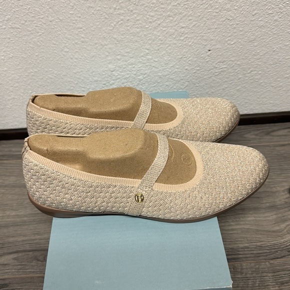 Bzees Keynote Mary Jane Flat - Picture 5 of 6